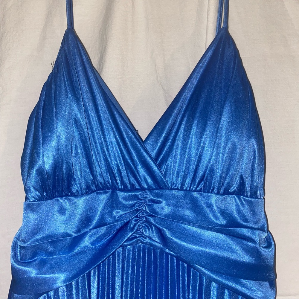 Beautiful blue floor length pleated dress